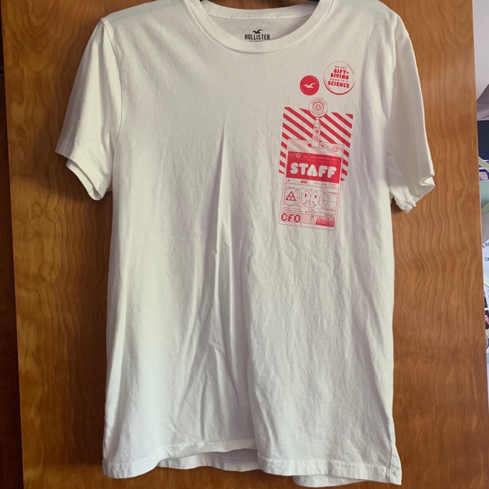 Hollister Employee Black Friday 2020 White T-Shirt